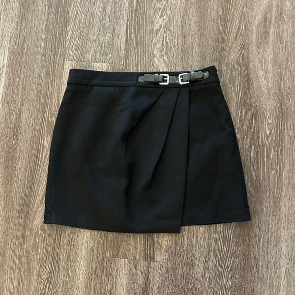 EUC Zara Black Buckle Mini Skirt Size M High Waisted Faux Wrap Style Tailored - Picture 2 of 11